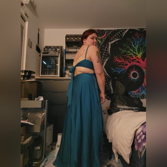 Maxi Dress - Picture 11 of 14